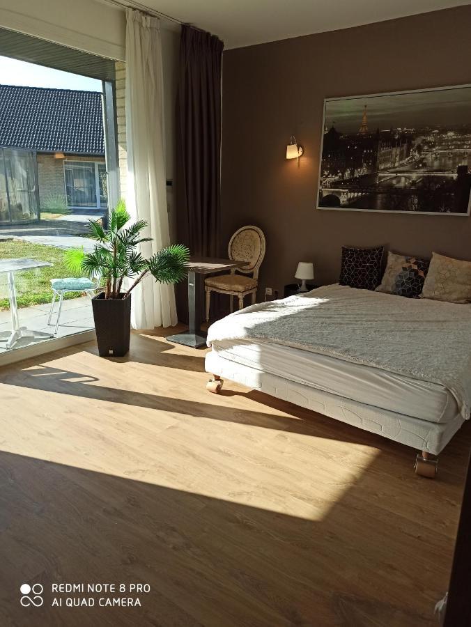 Hotel Fleur De Lys Bailleul  Esterno foto